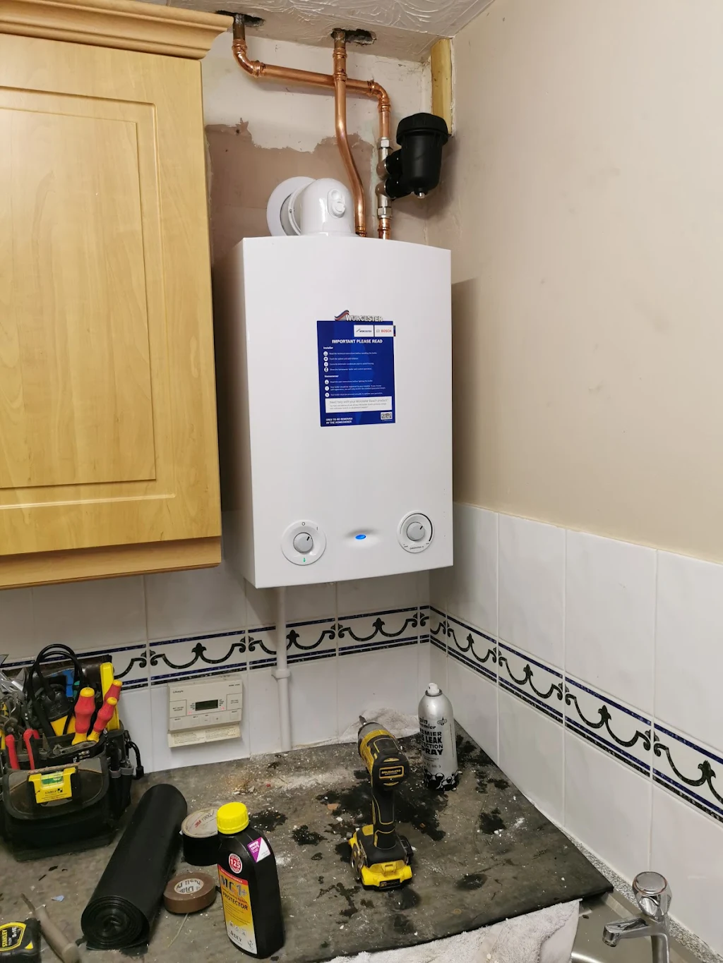 Worcester boiler installed by J6 in an existing kitchen
